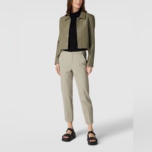 MAC Chino with label detail model 'CAJA' in kitt